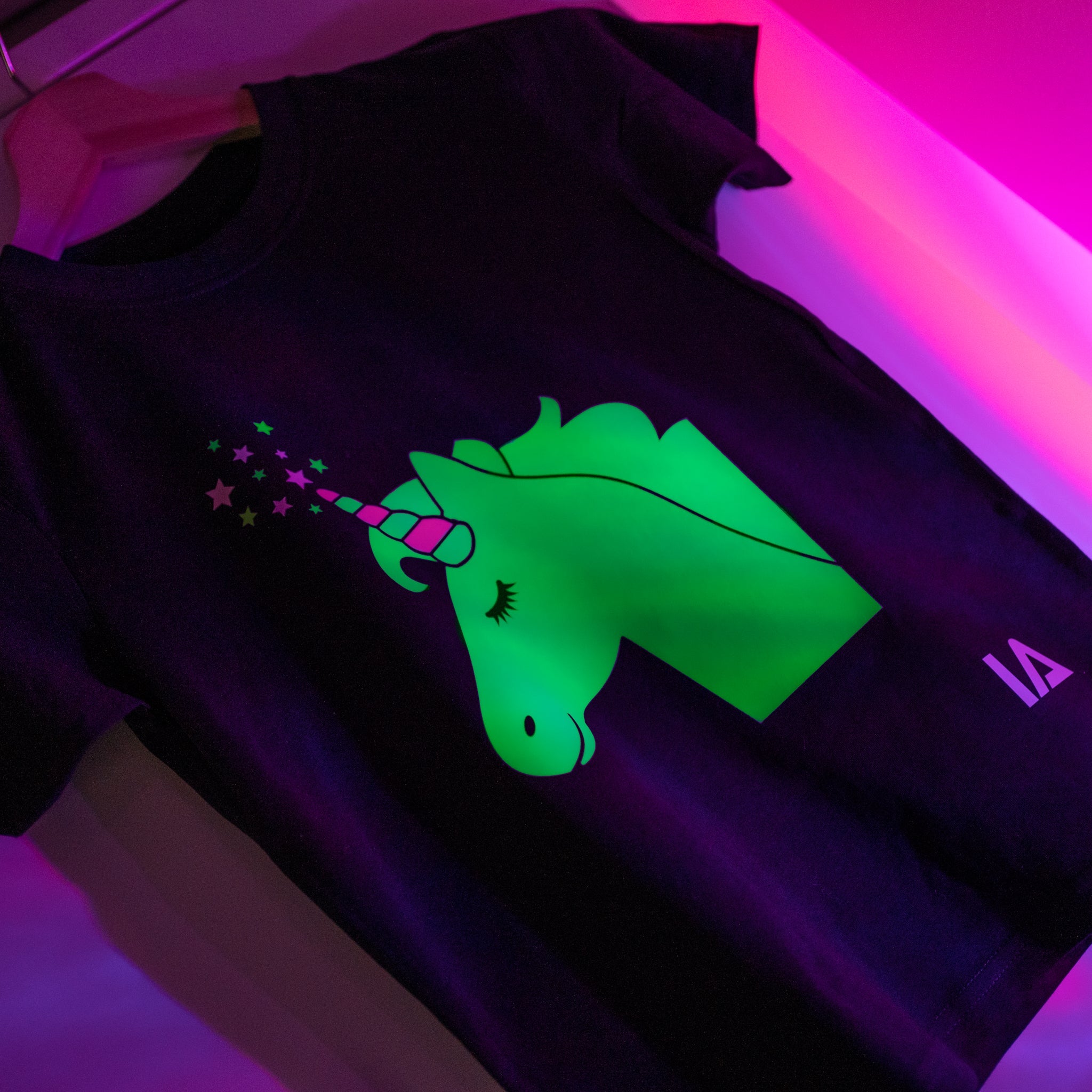 Kids Interactive Glow T-shirt - Unicorn