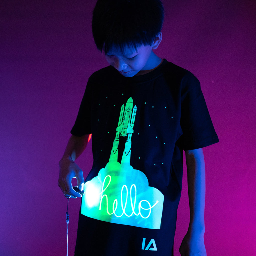 Kids Interactive Glow T-shirt - Rocket